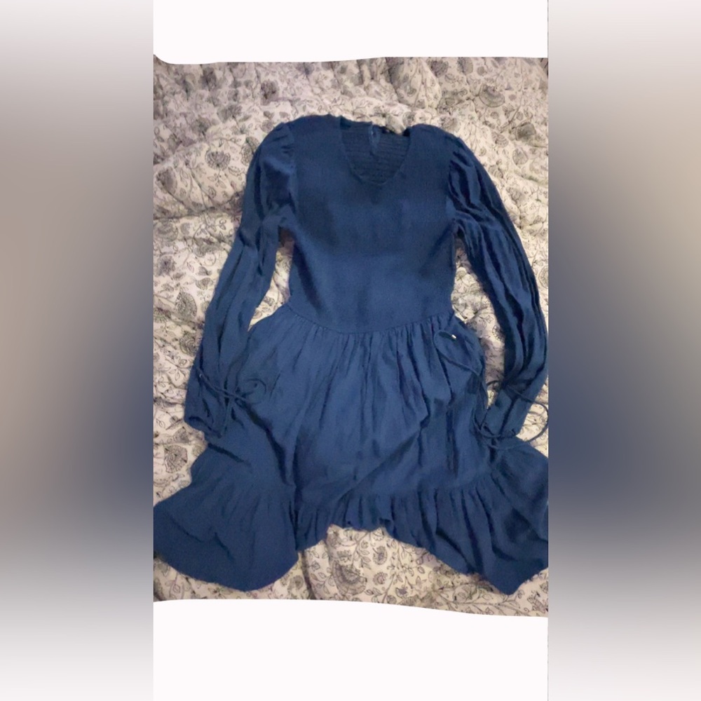 Cute blue dress never worn